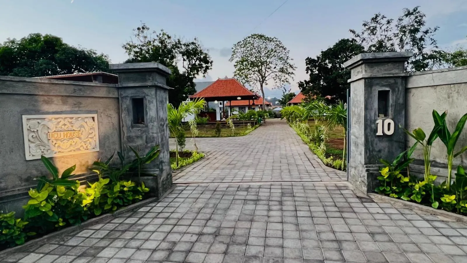 Ucu House Bed & Breakfast Jimbaran  Indonesia